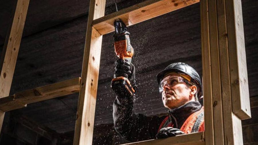 scie sabre sans fil Subcompact BUS18SBL-0 AEG scie sabre sans fil Subcompact BUS18SBL-0 AEG